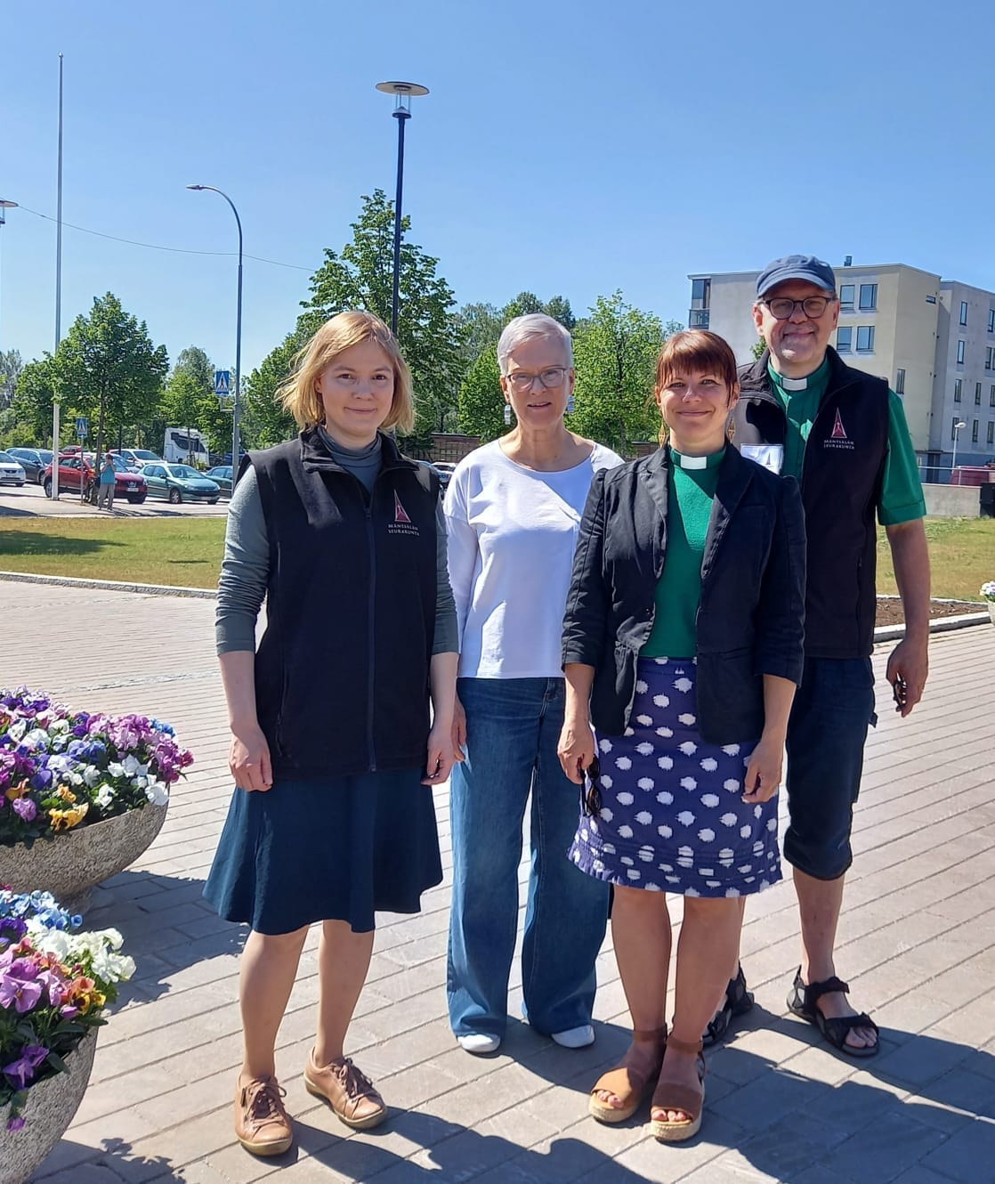 Diakoniatyöntekijät Tiina Leppänen, Aulikki Härkönen, Nina Häkkinen ja Timo Naapuri