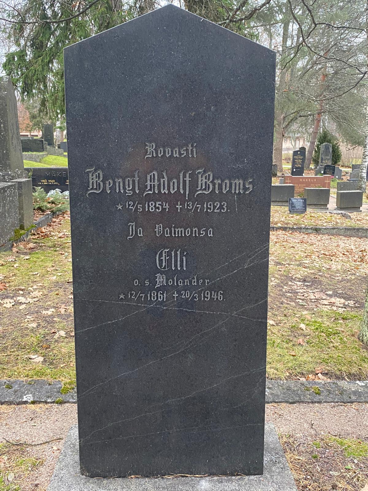 Adolf ja Elli Bromsin hauta Orimattilassa.